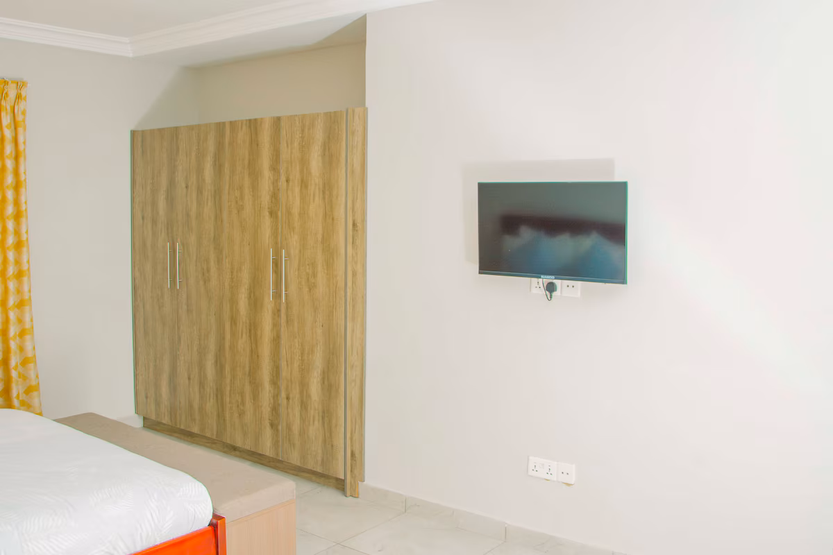 Bedroom 12